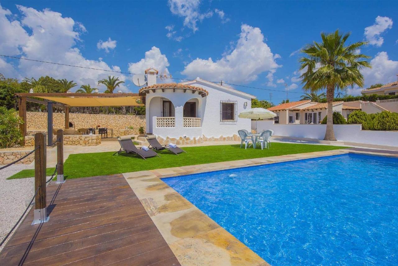 Villa Neus - PlusHolidays Calpe Esterno foto