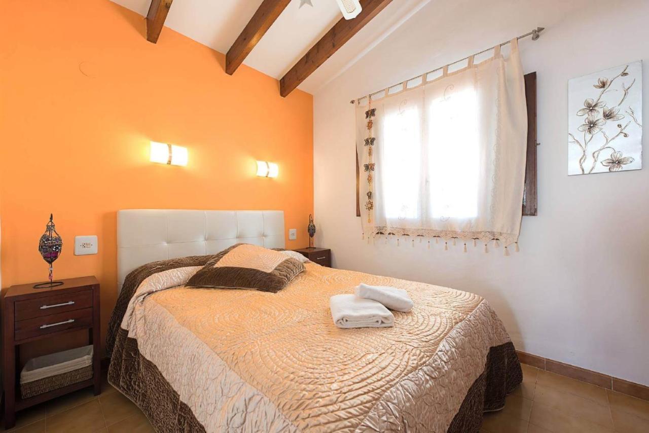 Villa Neus - PlusHolidays Calpe Esterno foto